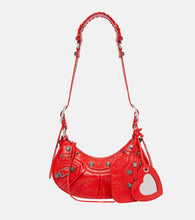 画像をギャラリービューアに読み込む, 【超・ご優待セールを開催致します!】BALENCIAGA (バレンシアガ )LE CAGOLE XSショルダーバッグクロコダイル型押しラインストーン付き のために ウィメンズ で